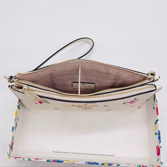 Kate Spade Staci Boxed Zip Wallet Wristlet - Picture 10 of 11